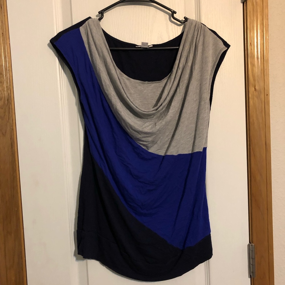 A pea in the pod maternity blouse